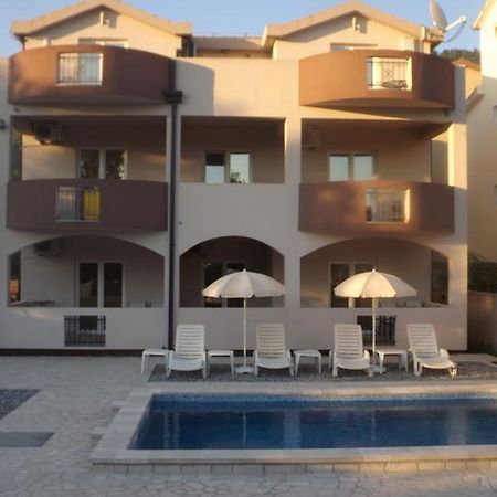 Apartmani Bulajic Τίβατ Εξωτερικό φωτογραφία