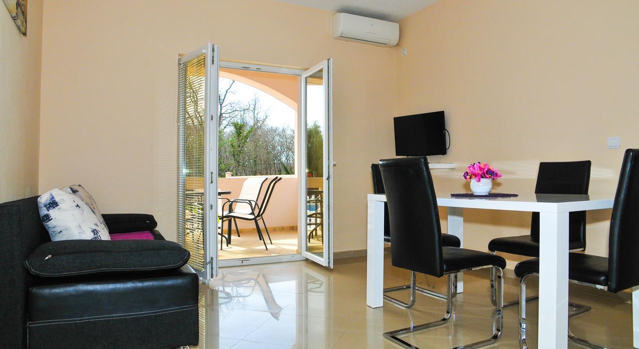 Apartmani Bulajic Τίβατ Εξωτερικό φωτογραφία