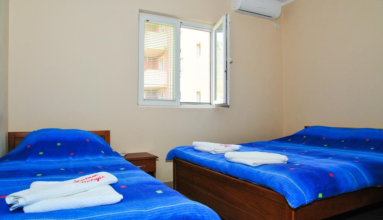 Apartmani Bulajic Τίβατ Εξωτερικό φωτογραφία