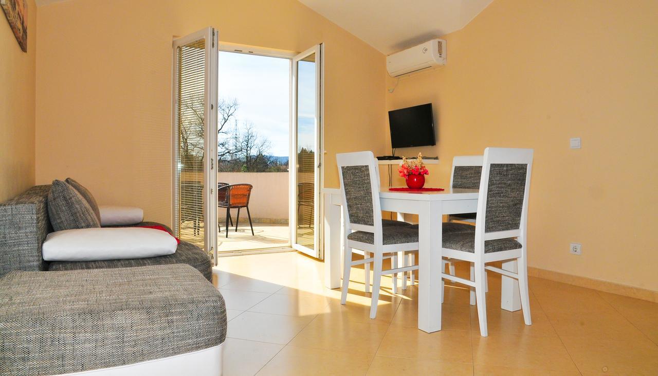 Apartmani Bulajic Τίβατ Εξωτερικό φωτογραφία